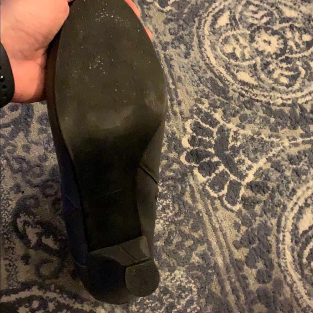 Fergicious short boots - Picture 4 of 6